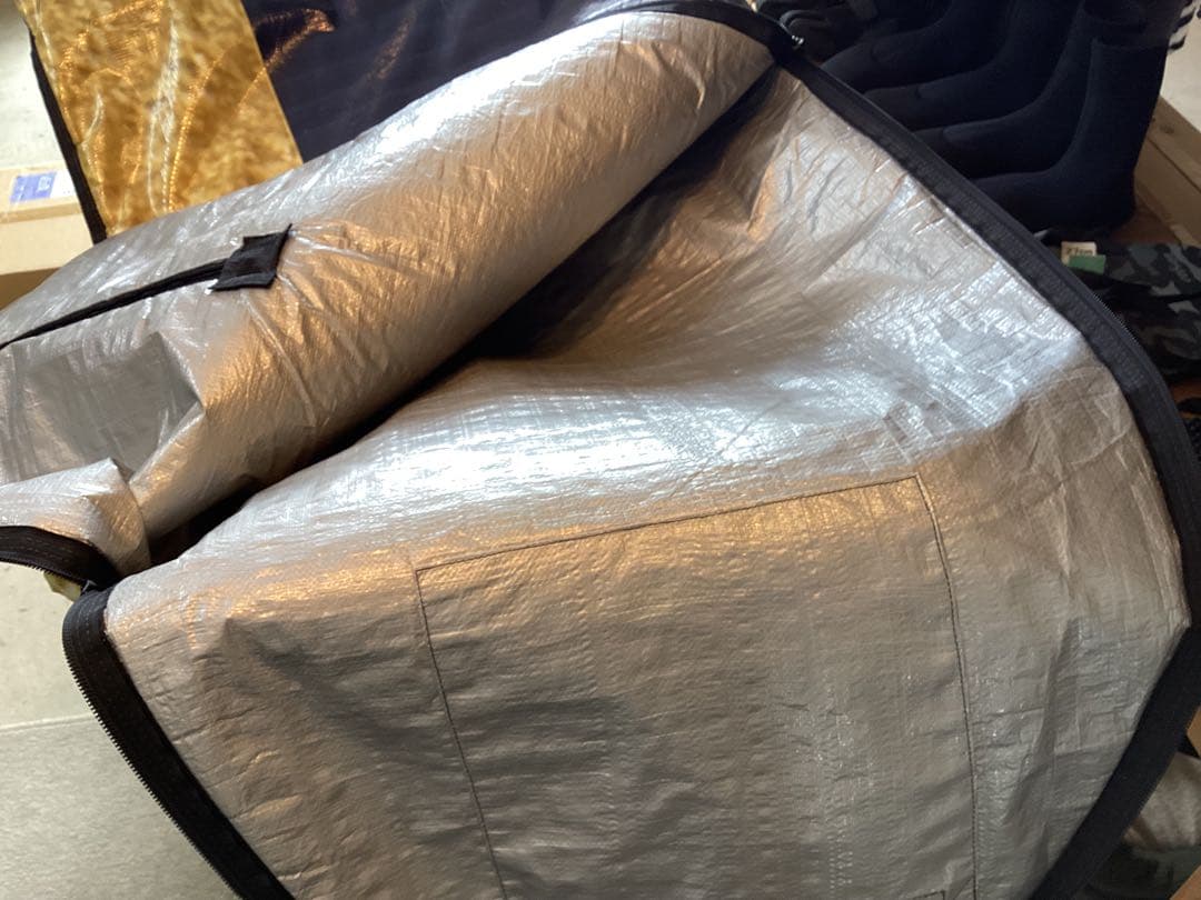 RAREFORM（レアフォーム）サーフボードケース　デイライト9.6