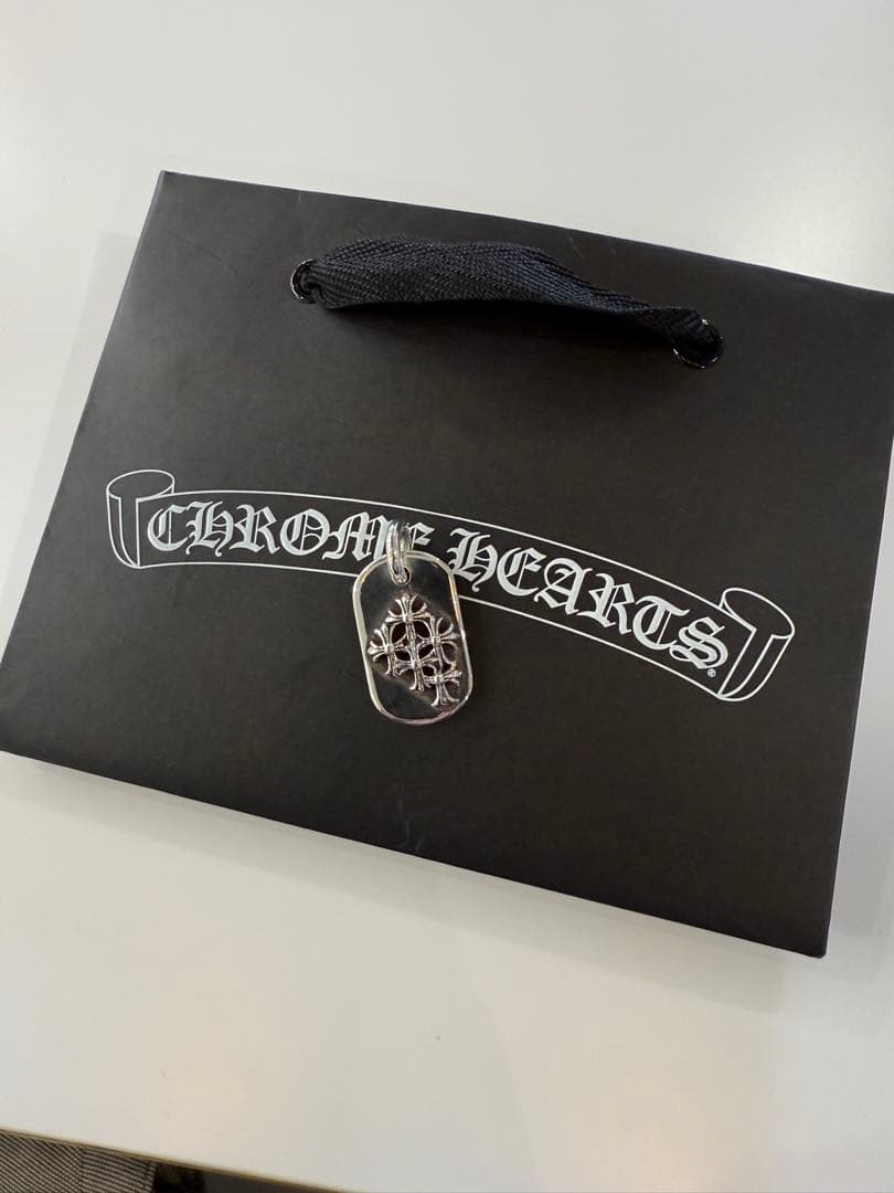 【soba】 クロムハーツ　レイズドセメタリークロスドッグタグ　【正規品】