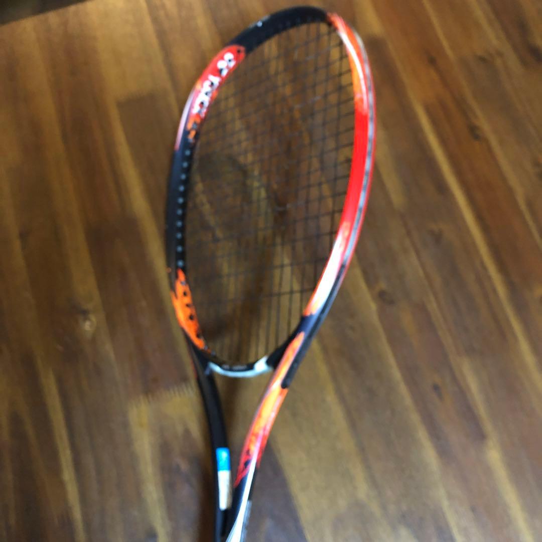 GEOBREAK 70Sテニスラケット 黒/オレンジ