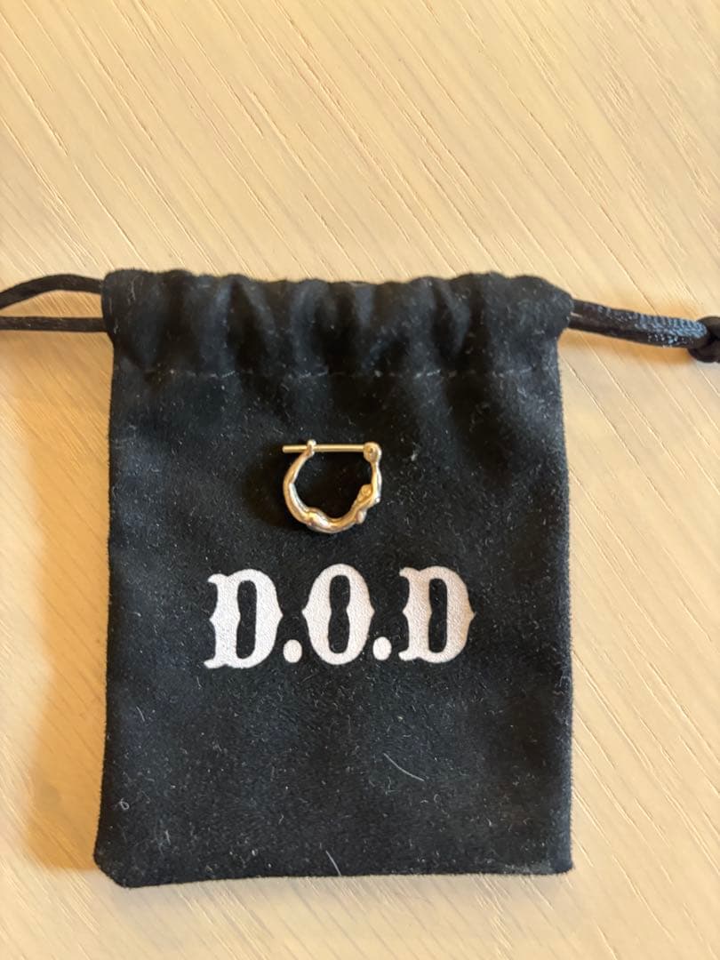 D.O.D ヌードピアス　シルバー　山田レン　TSY