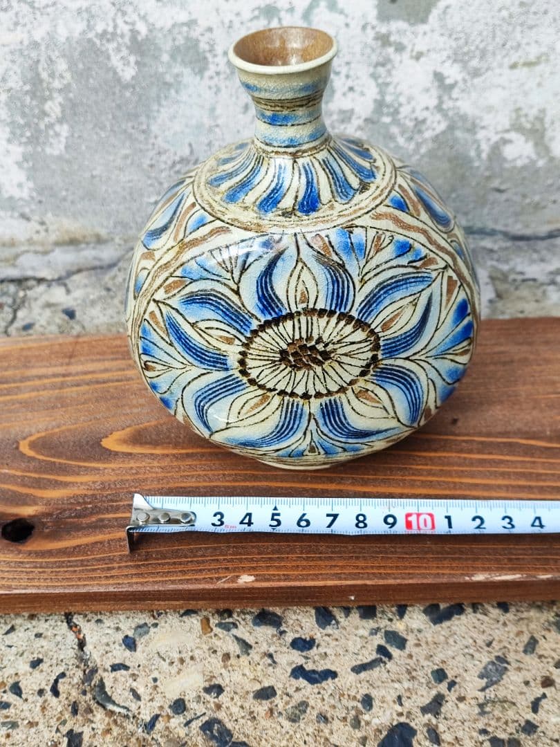 花瓶　フラワーアレンジメント　窯元 花がら　豊前吉右衛門窯 陶器　花柄