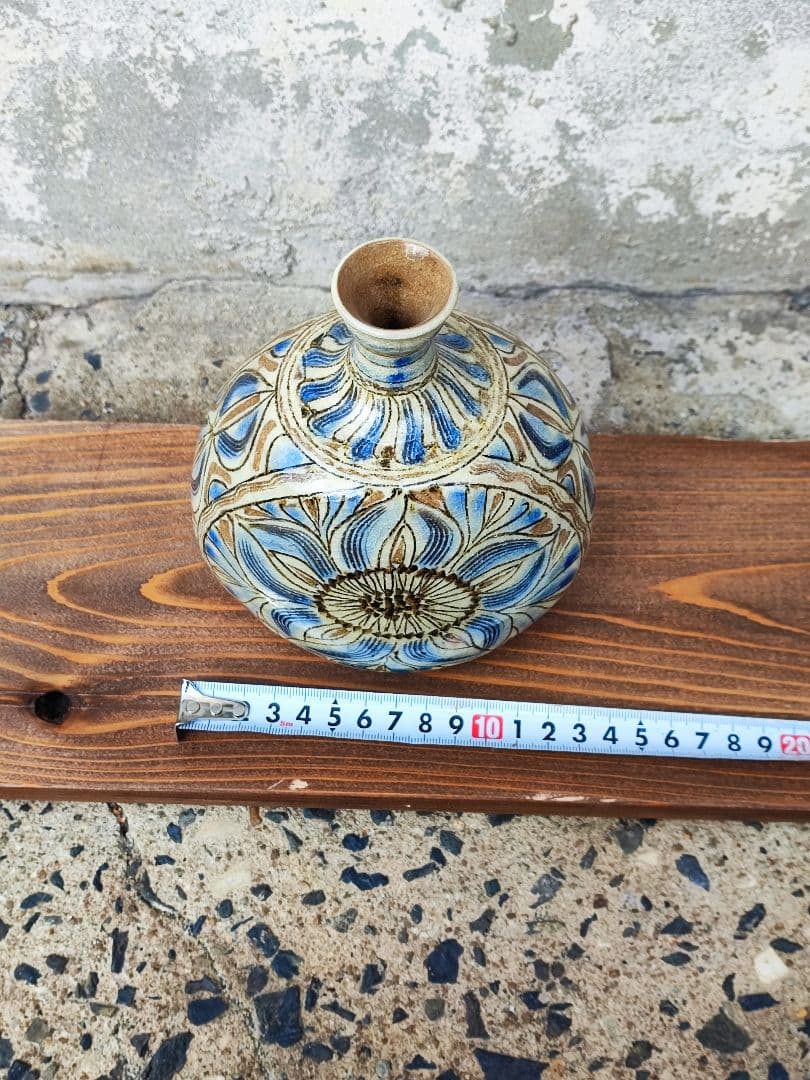 花瓶　フラワーアレンジメント　窯元 花がら　豊前吉右衛門窯 陶器　花柄