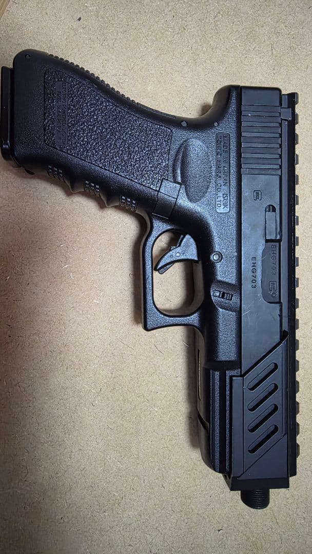 東京マルイ GLOCK18C 18歳以上用電動ガン バッテリー付き