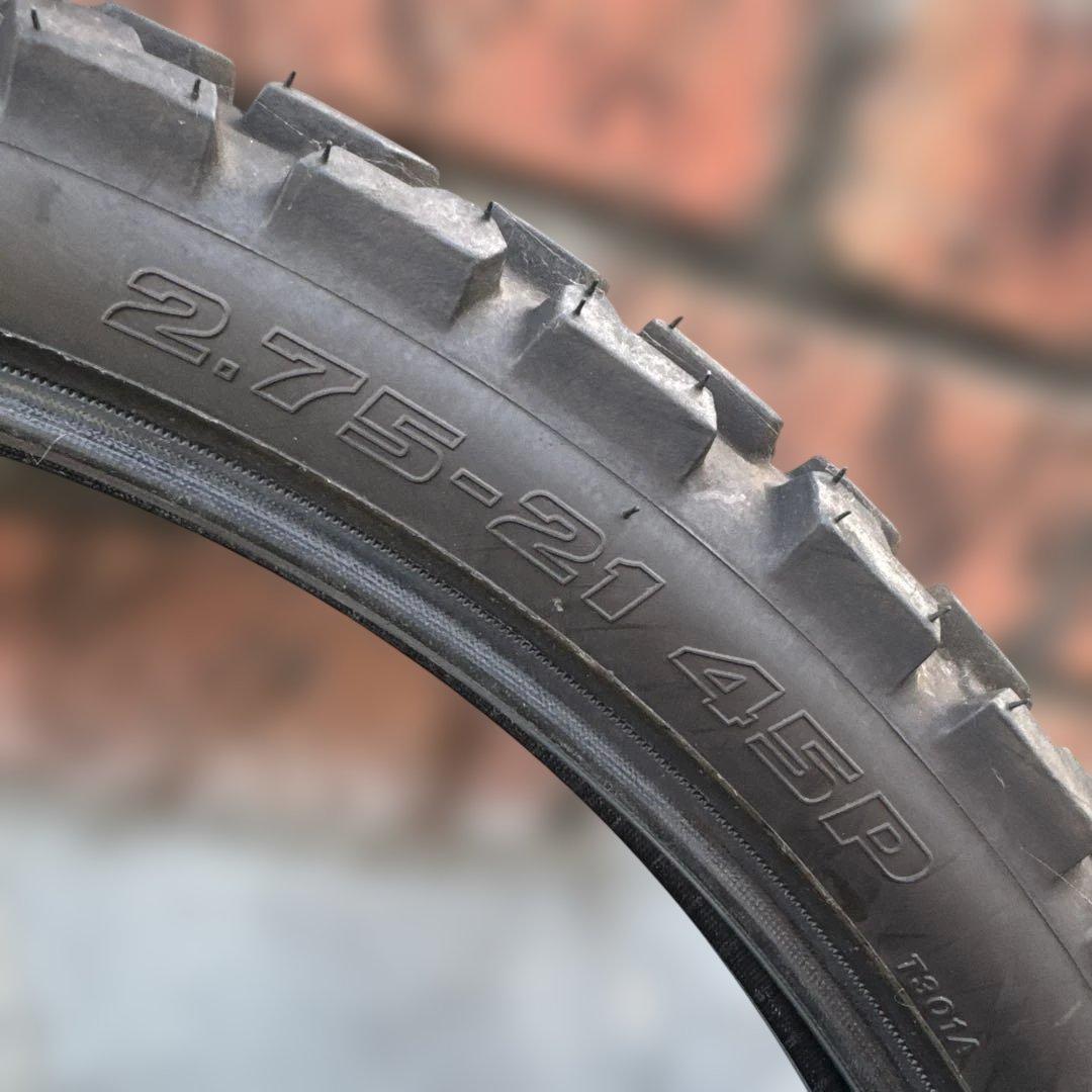 ブリジストン　TW-３０１　TW-３０２　セロー２５０　セロー２２５　前後セット