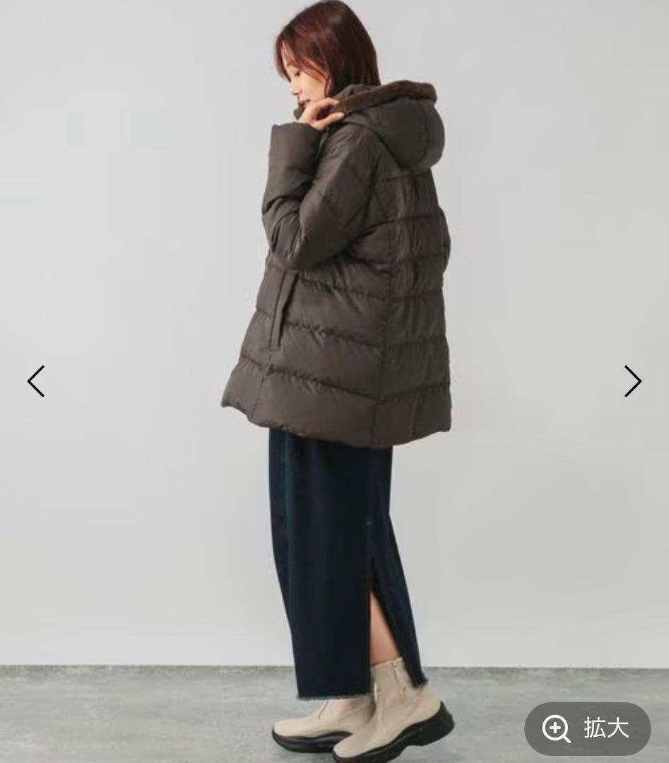 グローバル　ウツクシルエット　ダウンジャケット