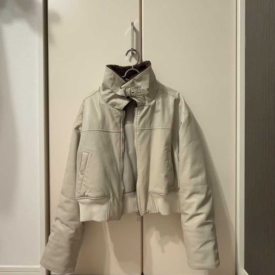 EMODA ショートボアブルゾン　アイボリー