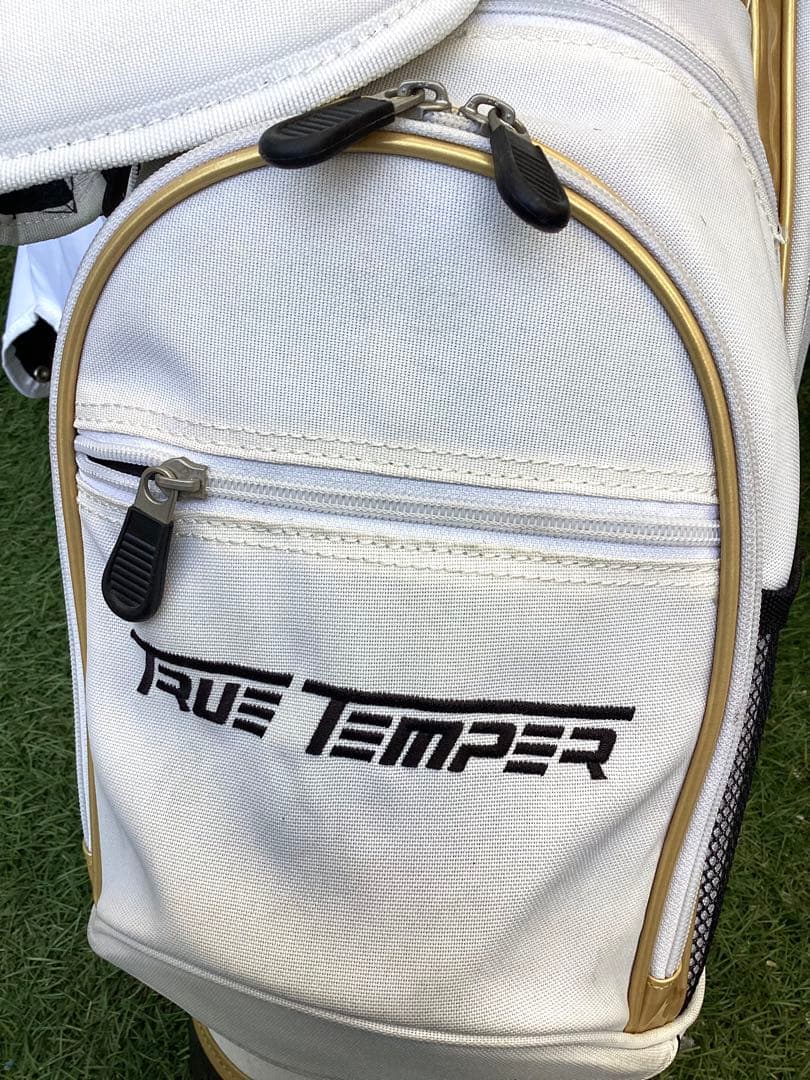 TrueTemperダイナミックゴールドスタンドキャディバッグ