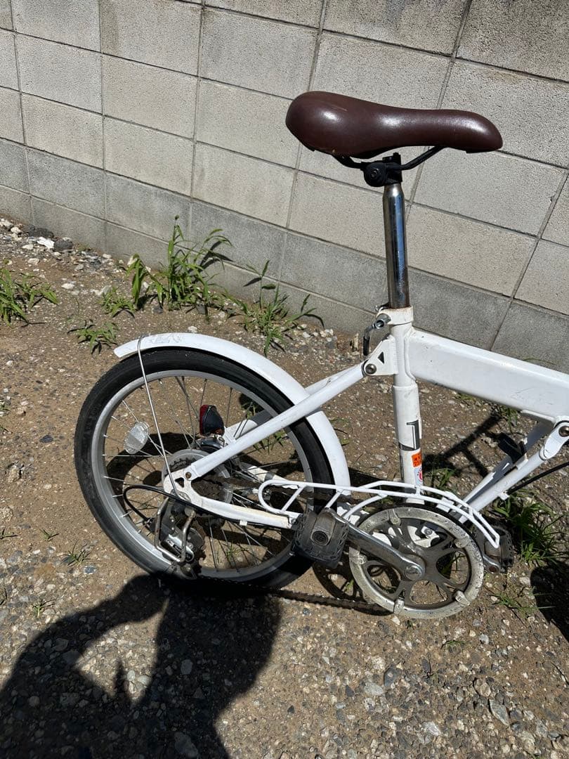 折りたたみ自転車 ホワイト ブラウンサドル