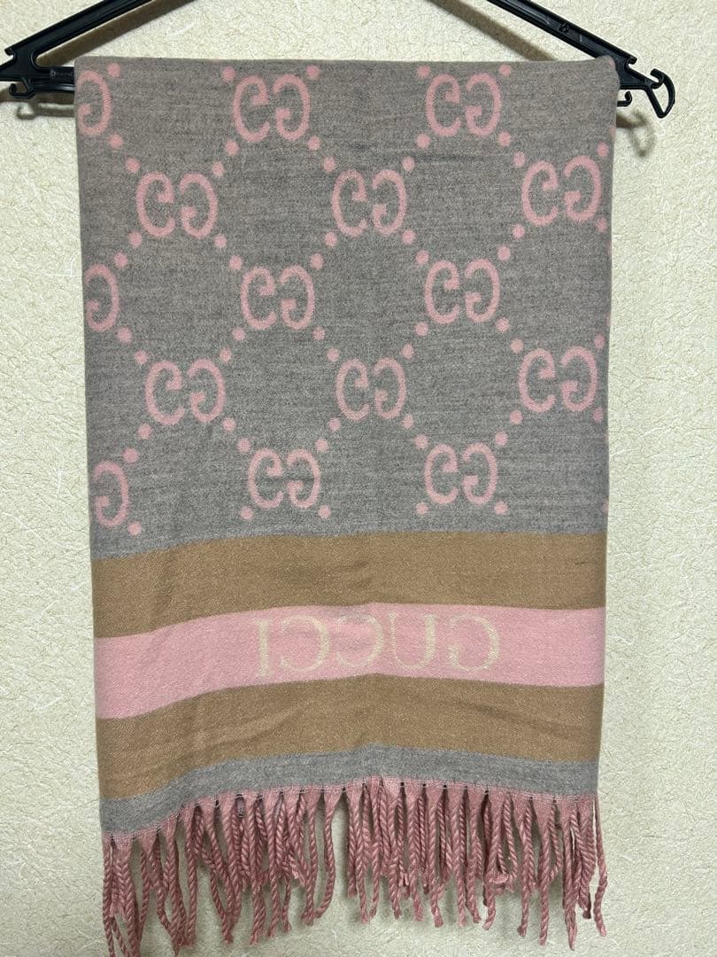 グッチ マフラー