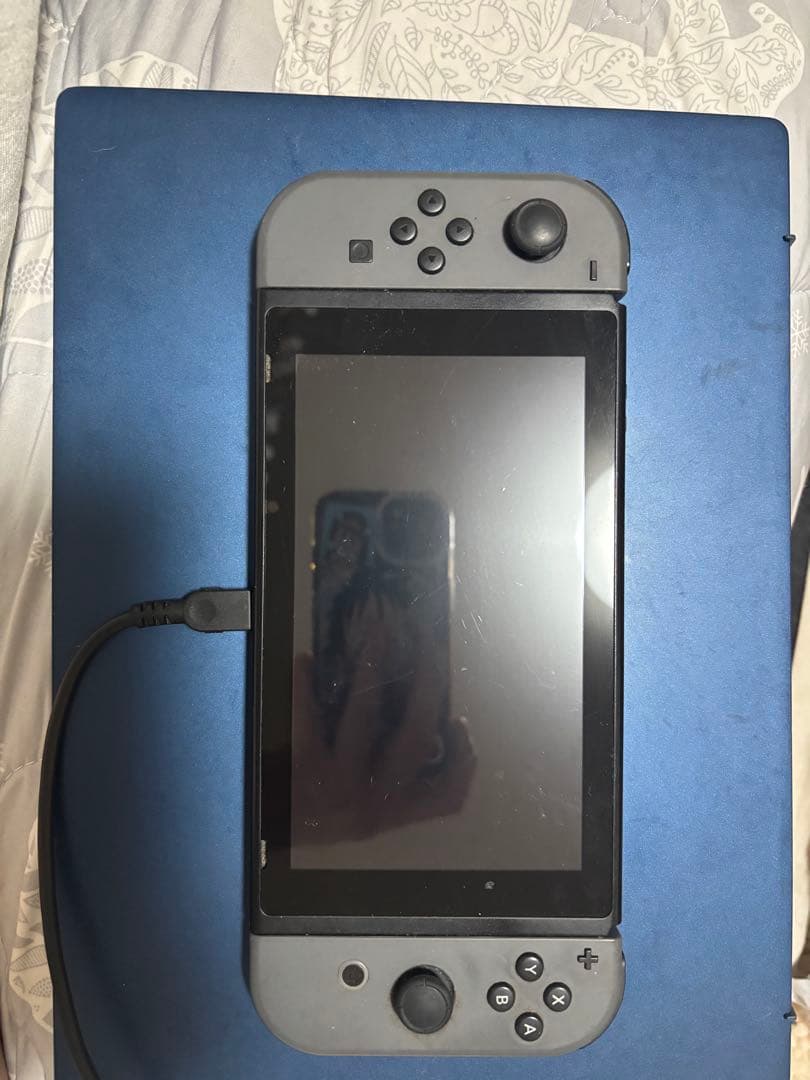 Nintendo Switch グレー 本体　モンスターハンターライズ付