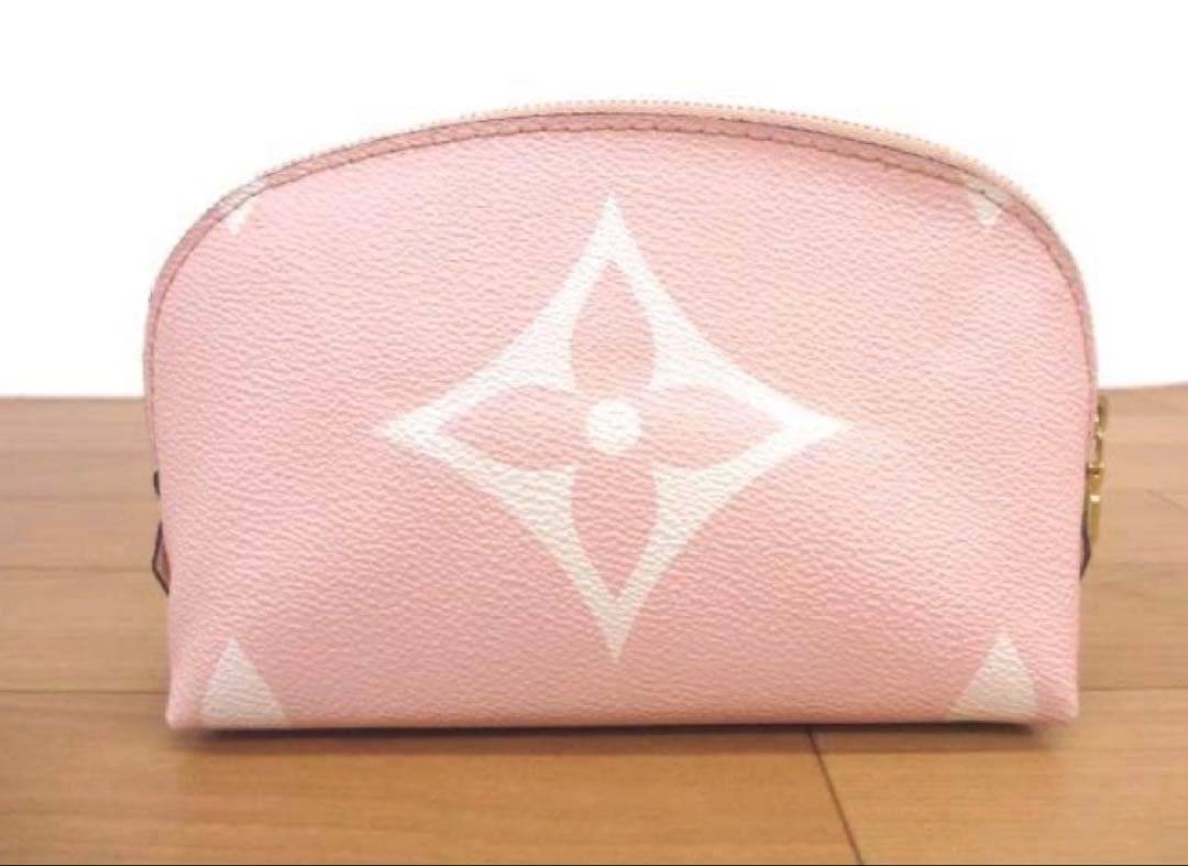 美品 ルイヴィトン モノグラムジャイアント ポシェット・コスメティックポーチ