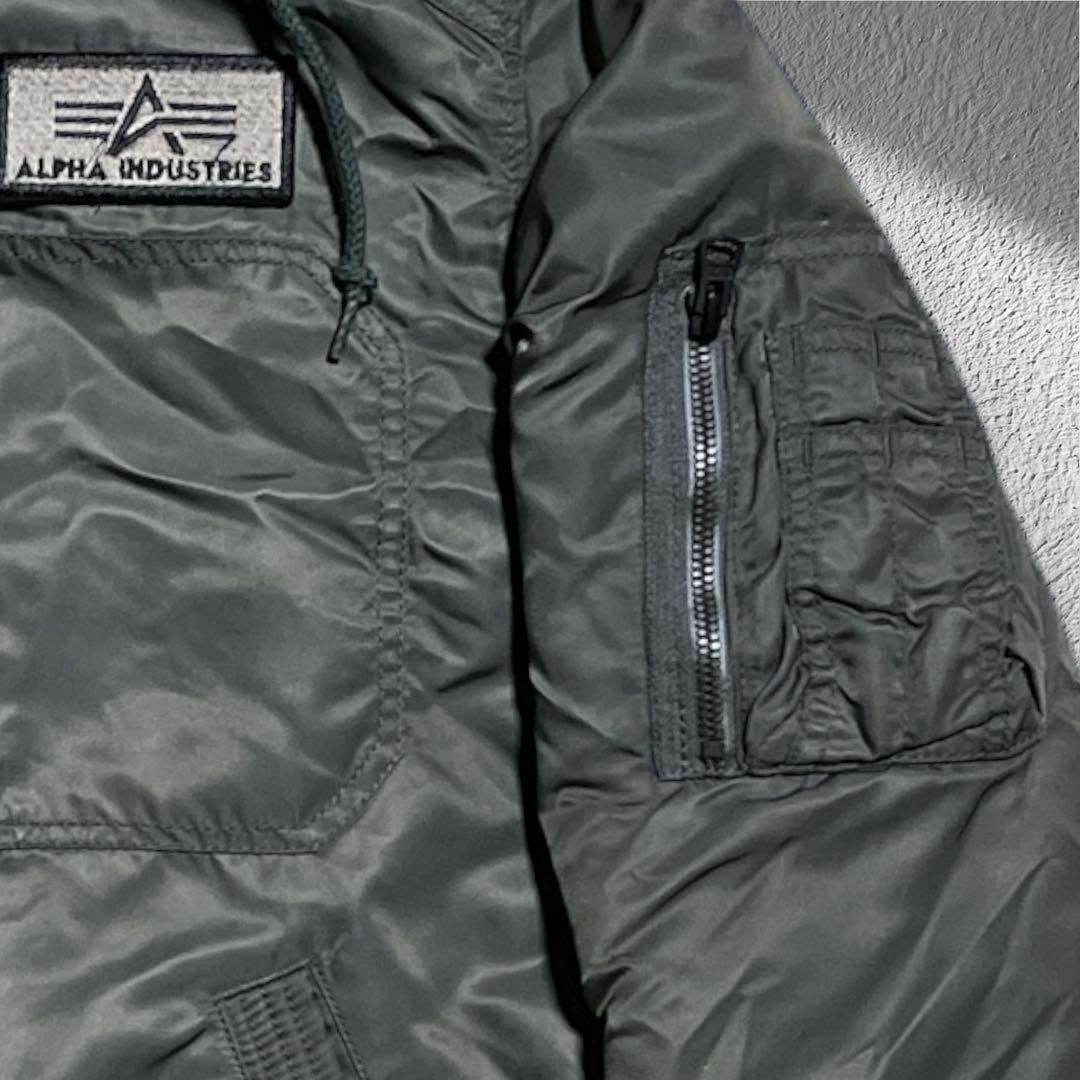 ALPHA INDUSTRIES フード付　ジャケット　ma-1 L