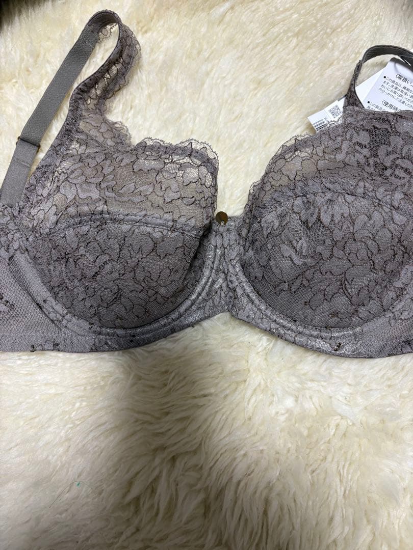 ワコール　Yue フルカップブラ　D70 ショーツM セット