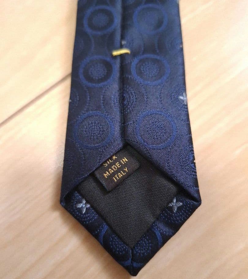 美品　ルイヴィトン　 ネイビー ネクタイ