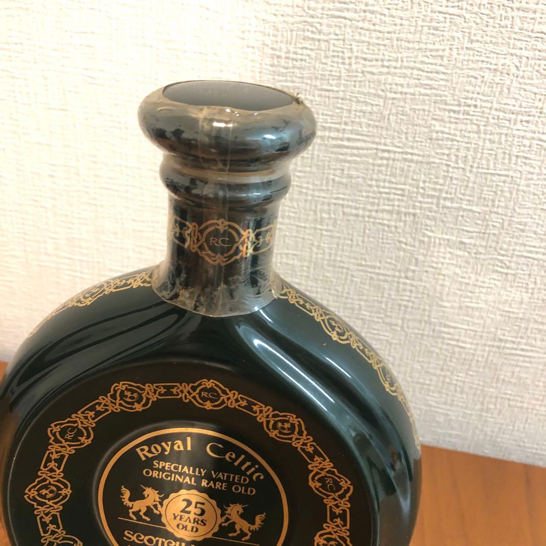 未開栓　 Celtic 25年　スコッチ　ウイスキー　陶器ボトル
