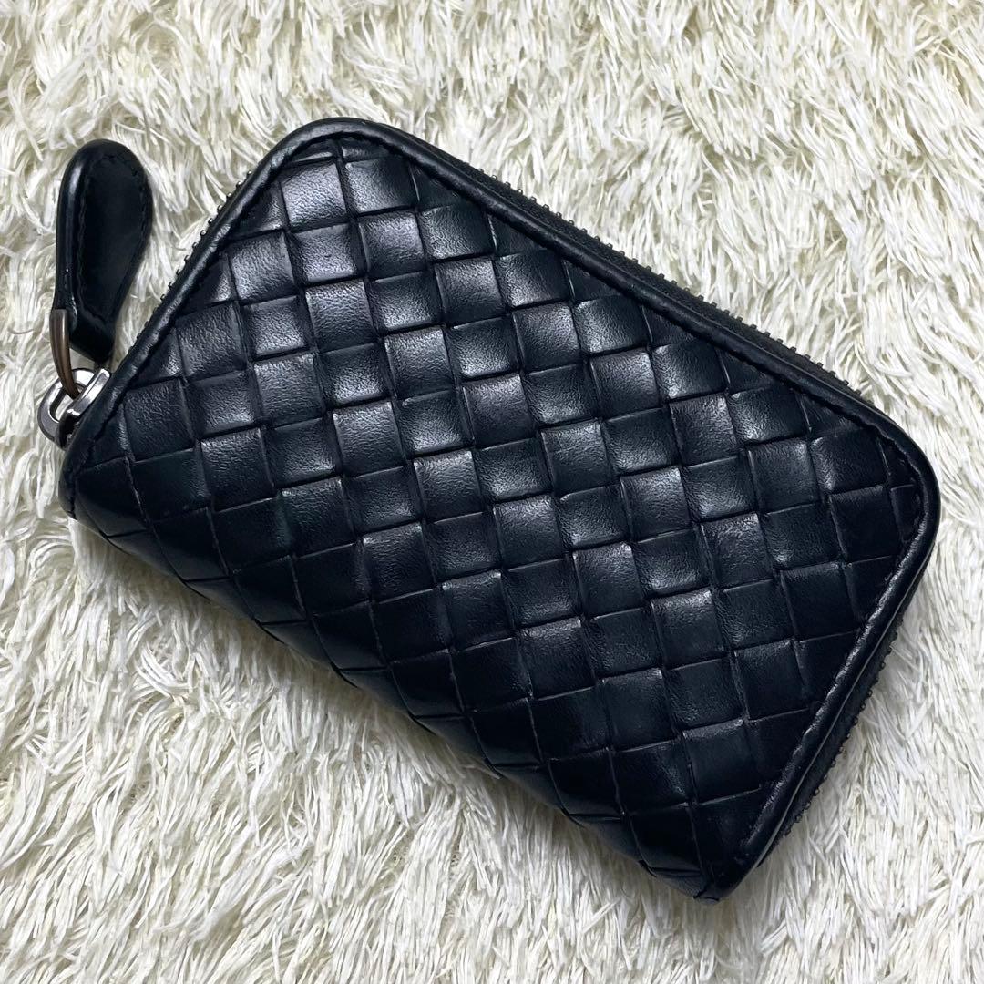 ボッテガヴェネタ ケース イントレチャート ラウンドファスナー ブラック