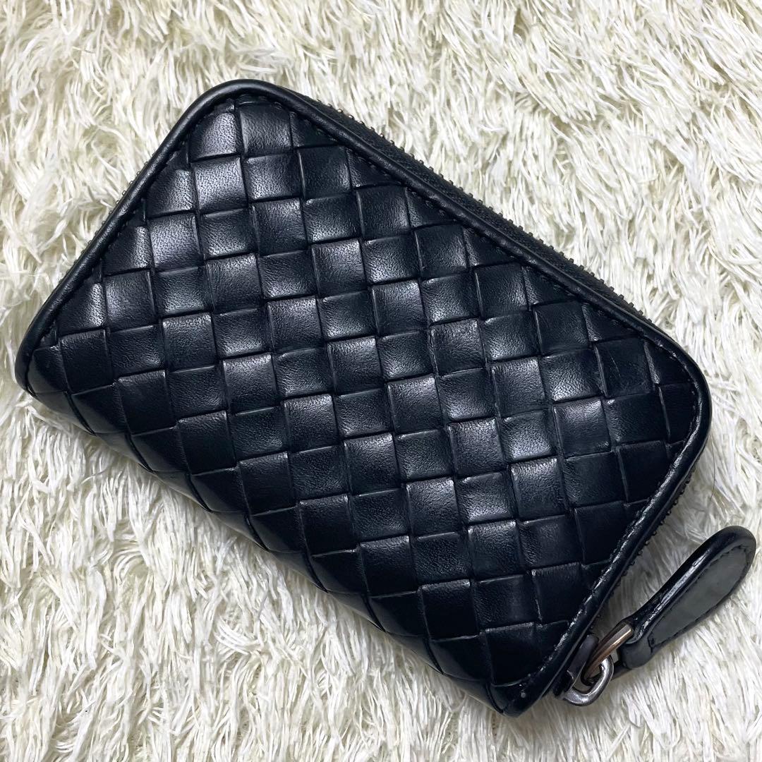 ボッテガヴェネタ ケース イントレチャート ラウンドファスナー ブラック