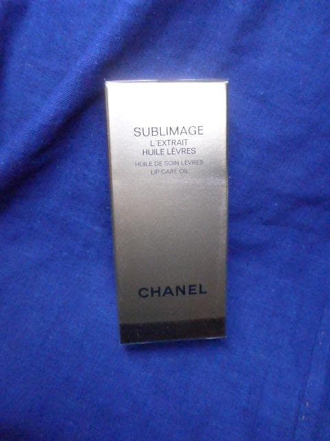 シャネルの新製品　新品未使用　サブリマージュ レクストレ ユイル レーヴル