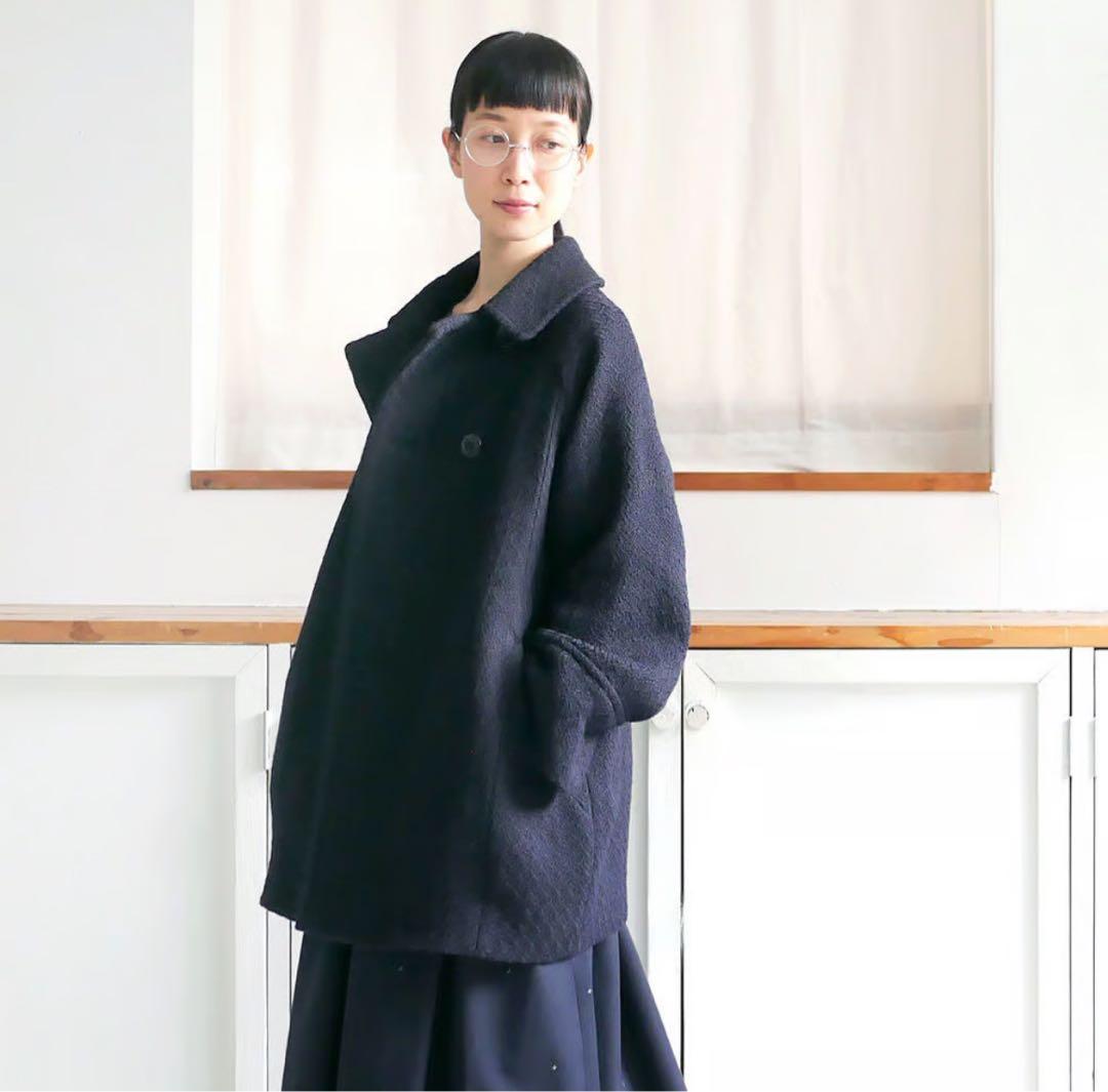 BLUEBLUEJAPAN【ユキフブキウール ダブルブレストハーフコート】 防寒