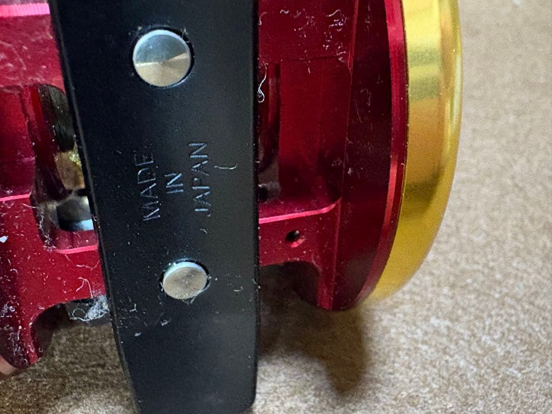 Daiwa I'ZE FACTORY ベイトリール レッド/ゴールド　JAPAN