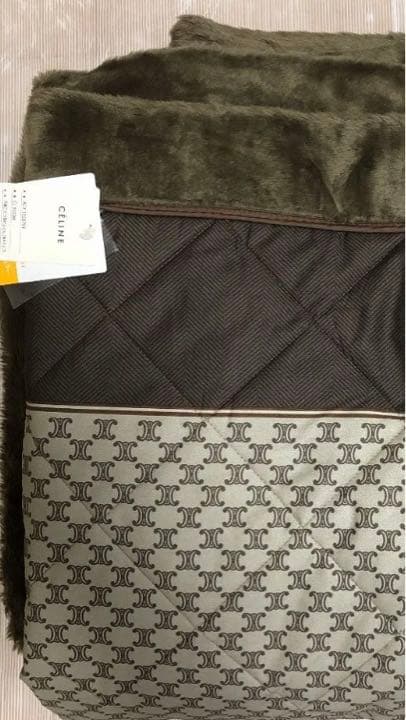 新品　セリーヌ　こたつ掛けふとん　正方形