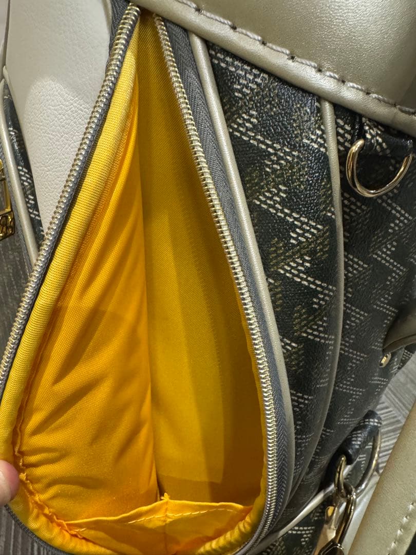 Resurrection レザレクション　キャディバック