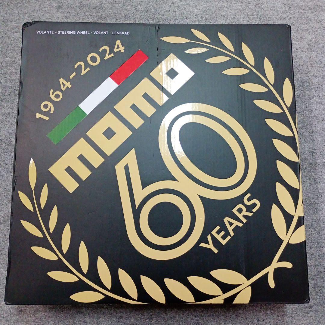 momo 60周年記念 ステアリングホイール