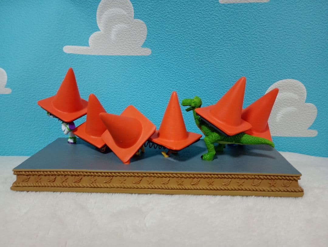 トイストーリー　フィギュア　カラーコーン　ストーリーコレクション