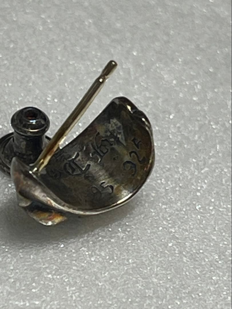 ア*シ様 クロムハーツ　ピアス　カーブドティアドロップピアス　イヤリング　水