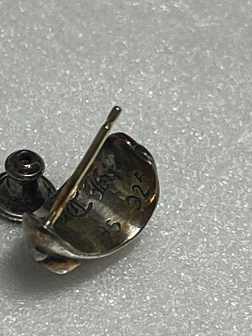 ア*シ様 クロムハーツ　ピアス　カーブドティアドロップピアス　イヤリング　水