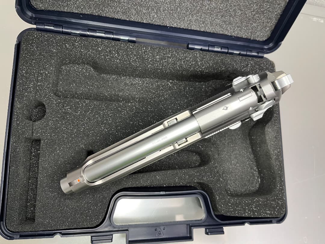WA ベレッタガスガン シルバーABS実物ケース付き