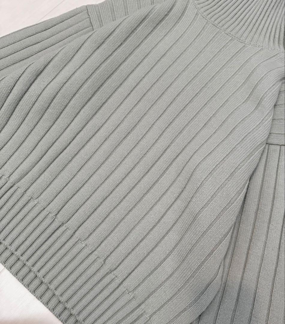 美品 ebure ローゲージカシミア ハイネックリブニットプルオーバー グリーン