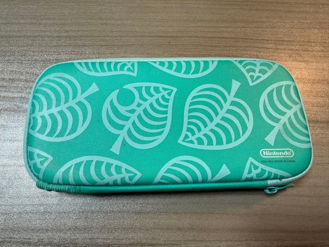 Nintendo Switch Lite グレー 本体　ケース付(どうぶつの森)