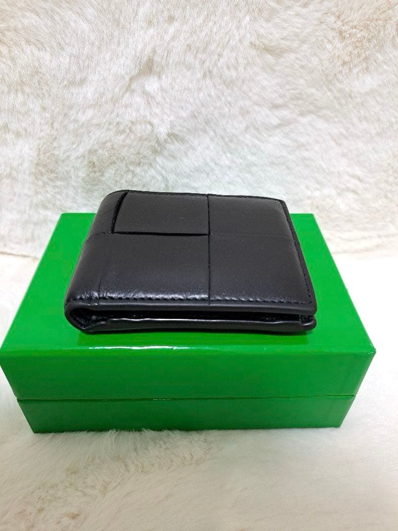 아자아자 ✨極美品　RFID搭載✨ボッテガ　二つ折り　カセット　小銭入れ