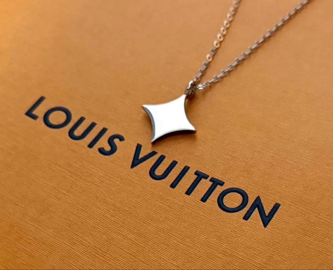 極美品✨ louis vuitton ネックレス モノグラム柄 ♦︎【正規品】