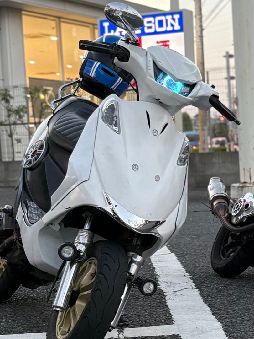 アドレスv125g サイドエアロ