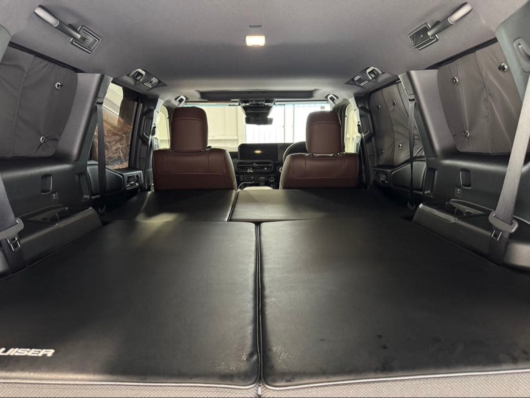 あんちゃん　TOY-FACTORY ランドクルーザー250専用ベッドキット