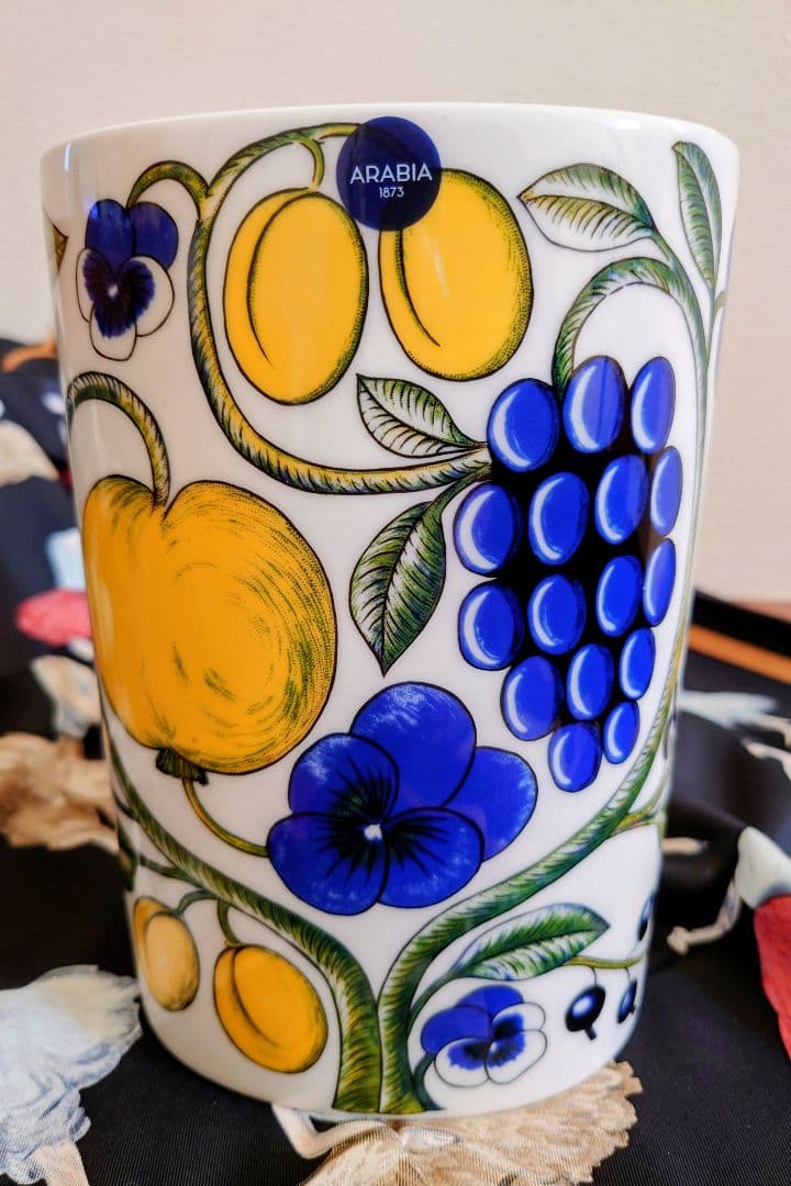 ARABIA Paratiisi フルーツ柄 花瓶 陶磁器 高さ18cm