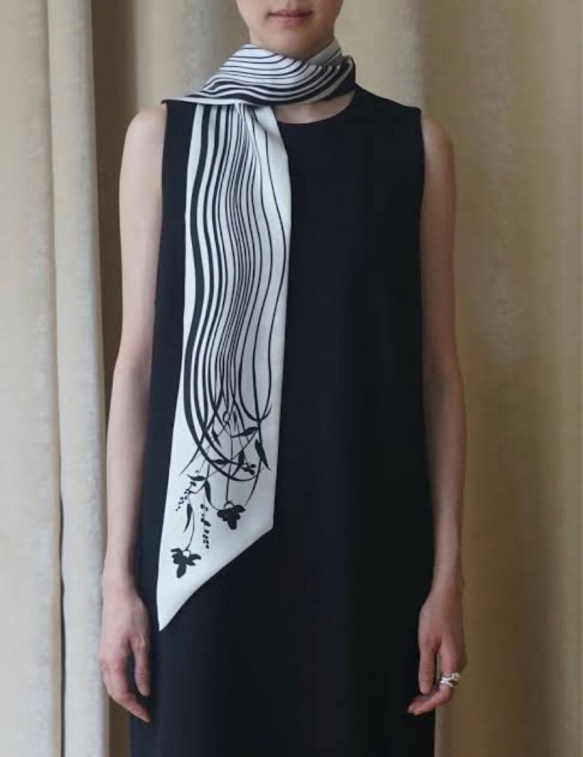 mamekurogouchi マメクロゴウチ　シルク　スカーフ マメ