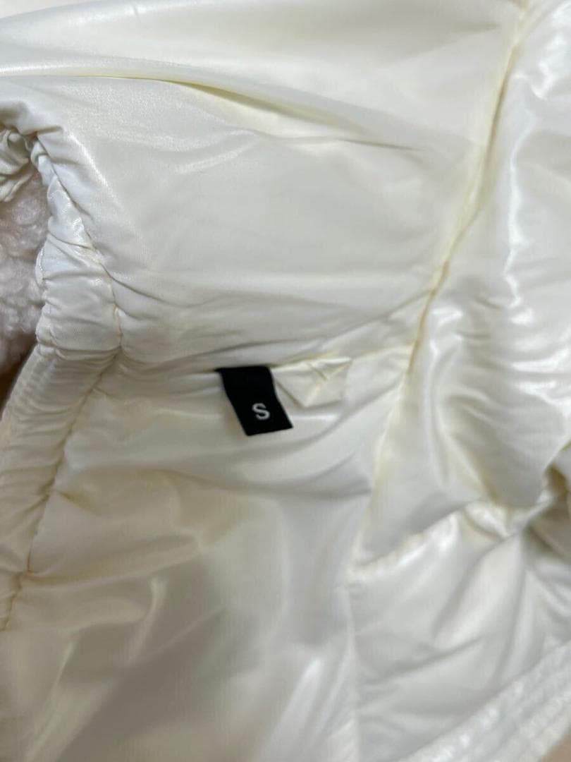 ★モンクレール　テディベスト　2022〜2023AW　ホワイト　S　美品★