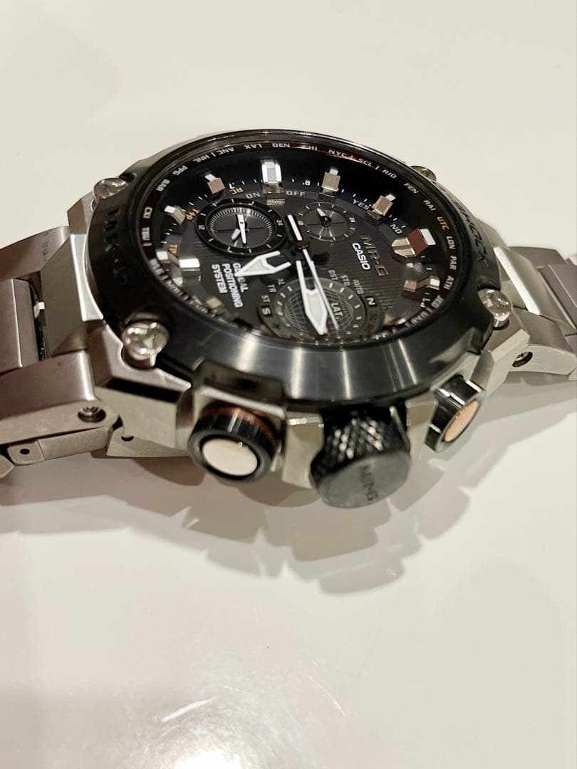 24時間限定値引き【美品】カシオ G-SHOCK　MRG-G1000D-1AJR