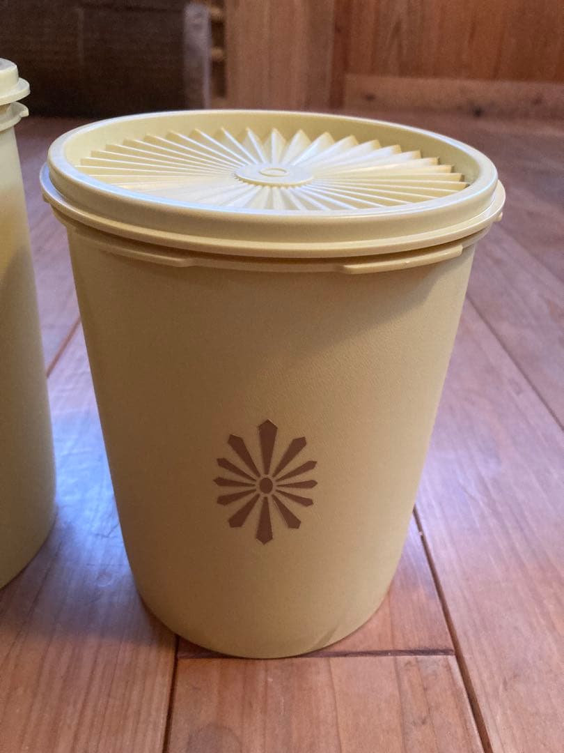 激レア　正規品タッパーウエア　新古品　保存容器セット 3個