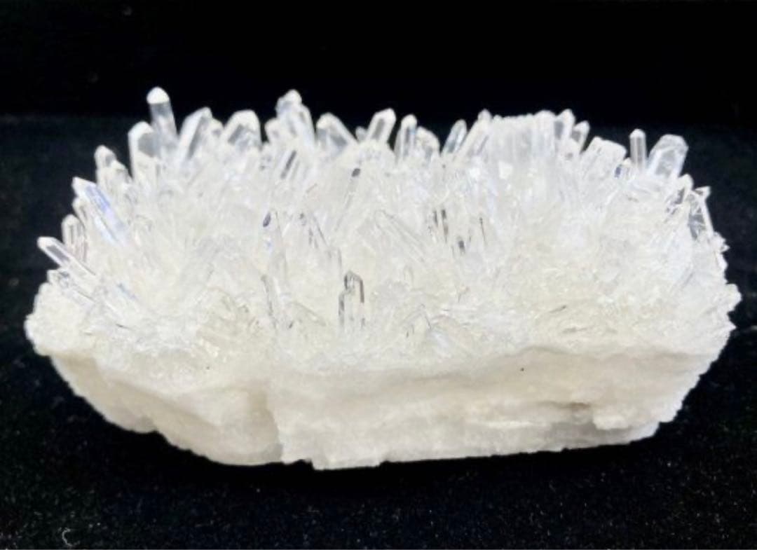 天然水晶クラスター　水晶　浄化　インテリア　クラスター　置き物　寝室　玄関