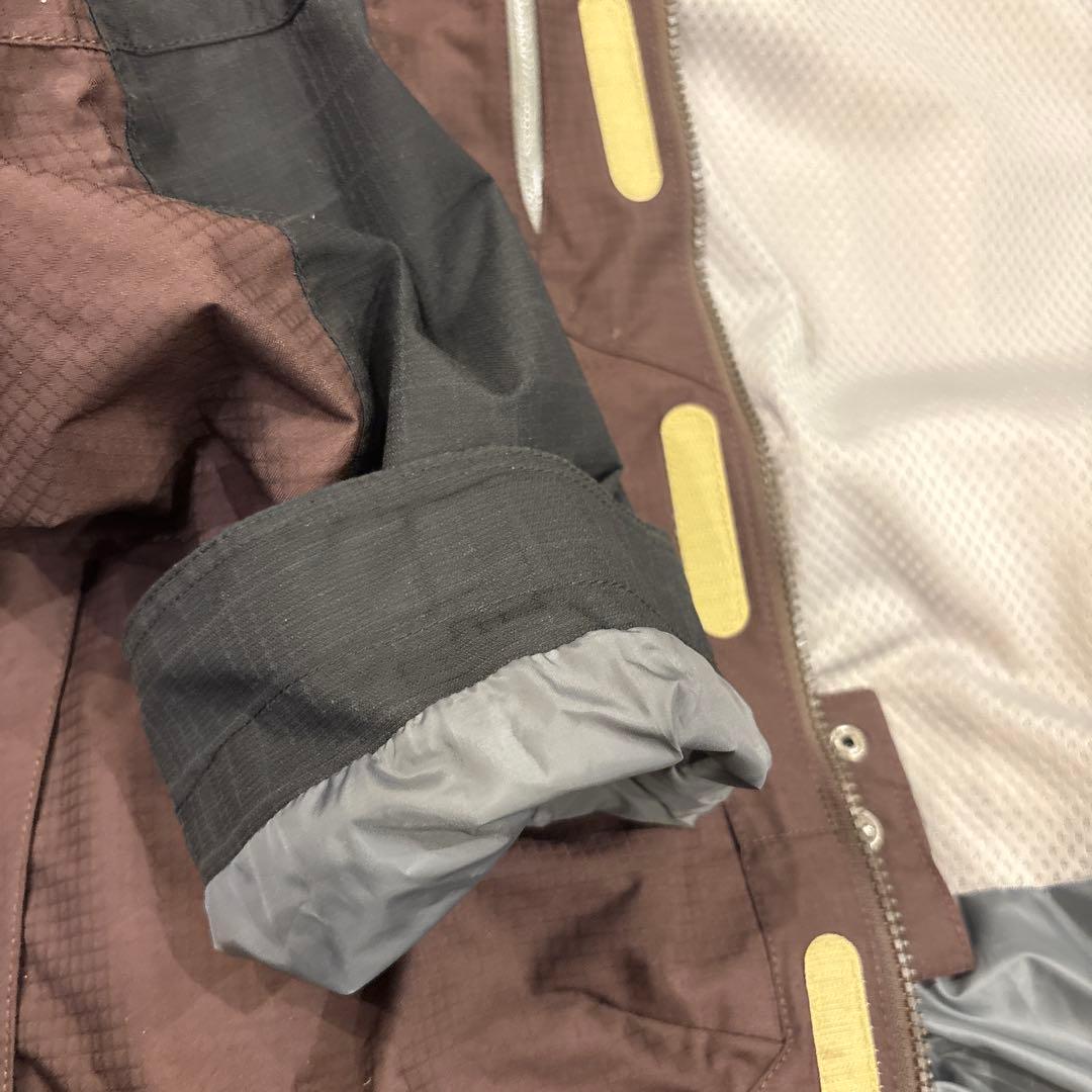 HELLY HANSEN スキーウェア/スノボウェア 上下セットアップ