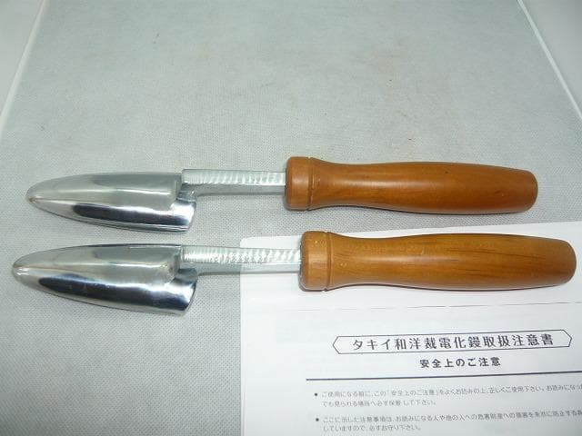 あずき美品　タキイ和裁電化鏝　ランプ付　和裁こて 和裁コテ　　鏝２本付