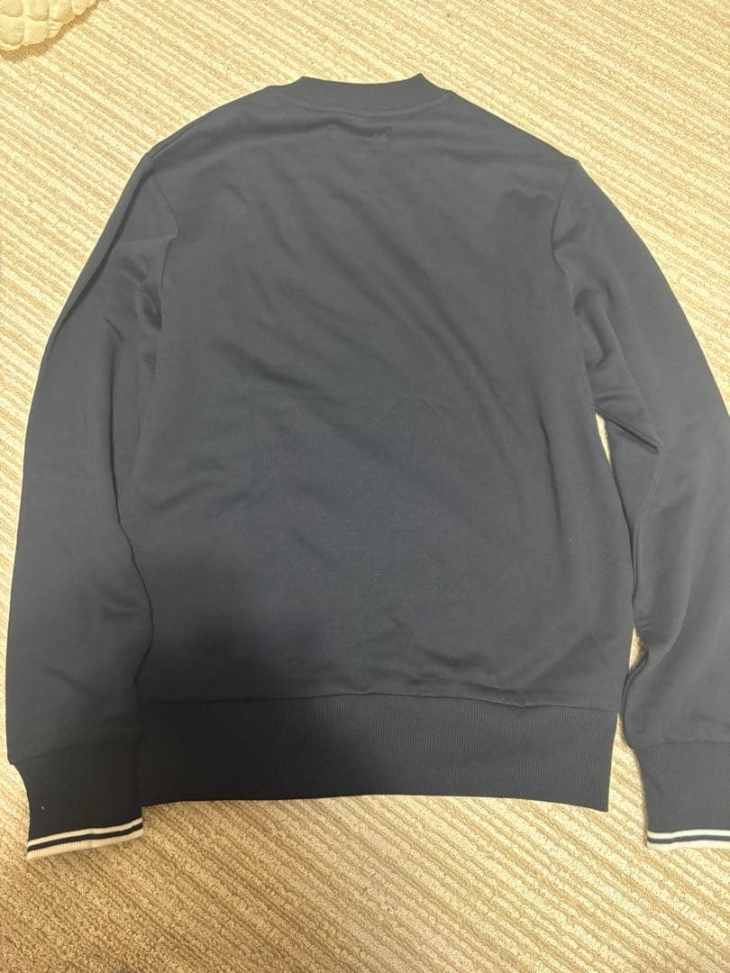 FRED PERRYワンポイントロゴ刺繍 クルーネックスウェット sサイズ