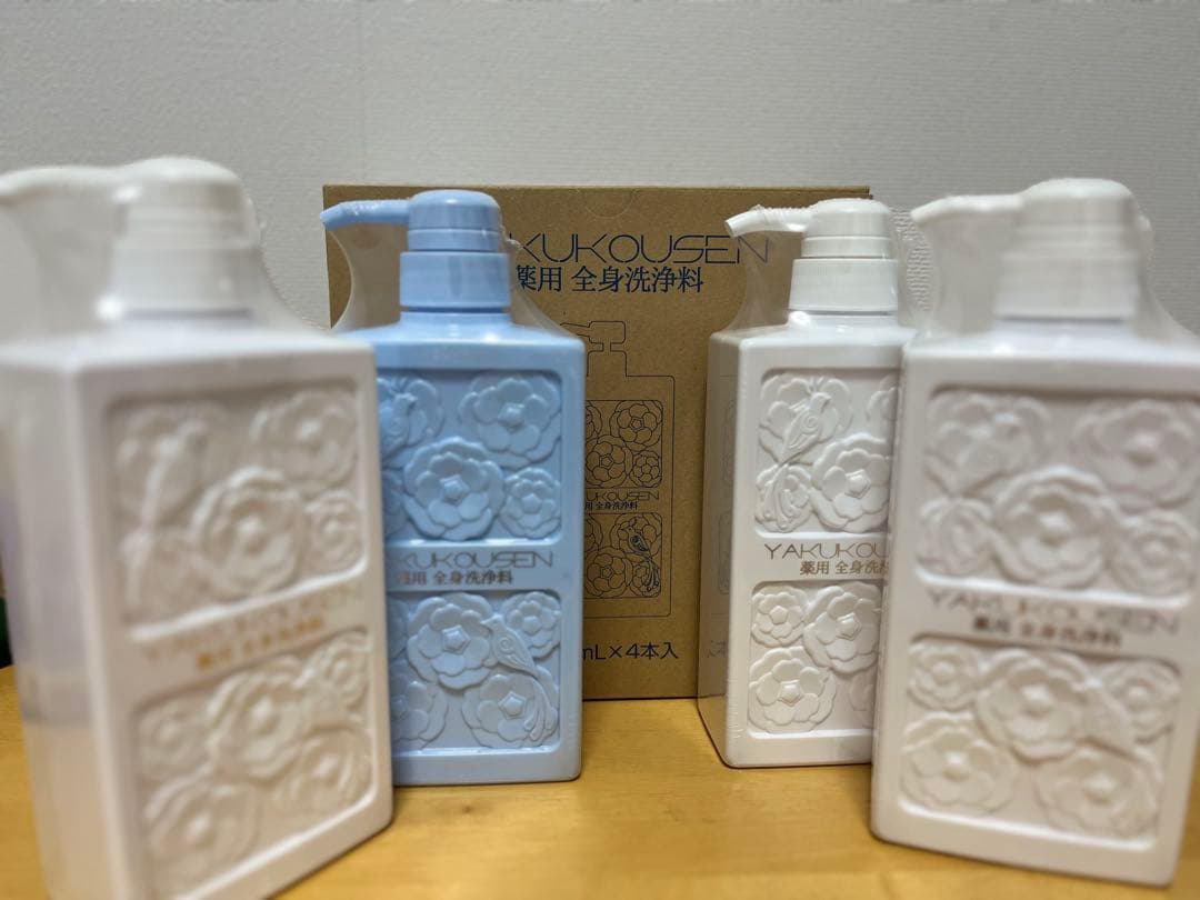 【薬酵泉】薬用全身し洗浄料500ml ブルー、 ホワイト4本