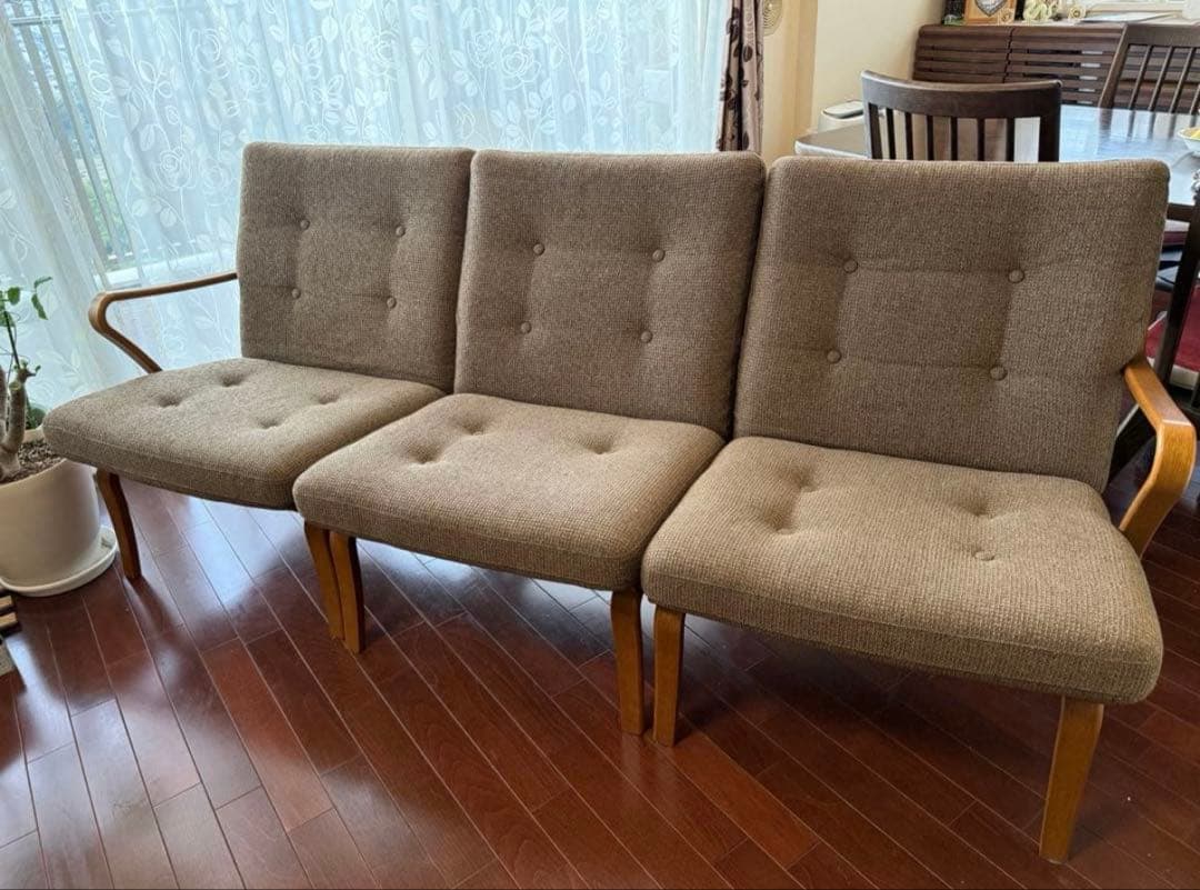 Kaera様　冨士ファニチア　セパレート　３人掛けソファ 1/3