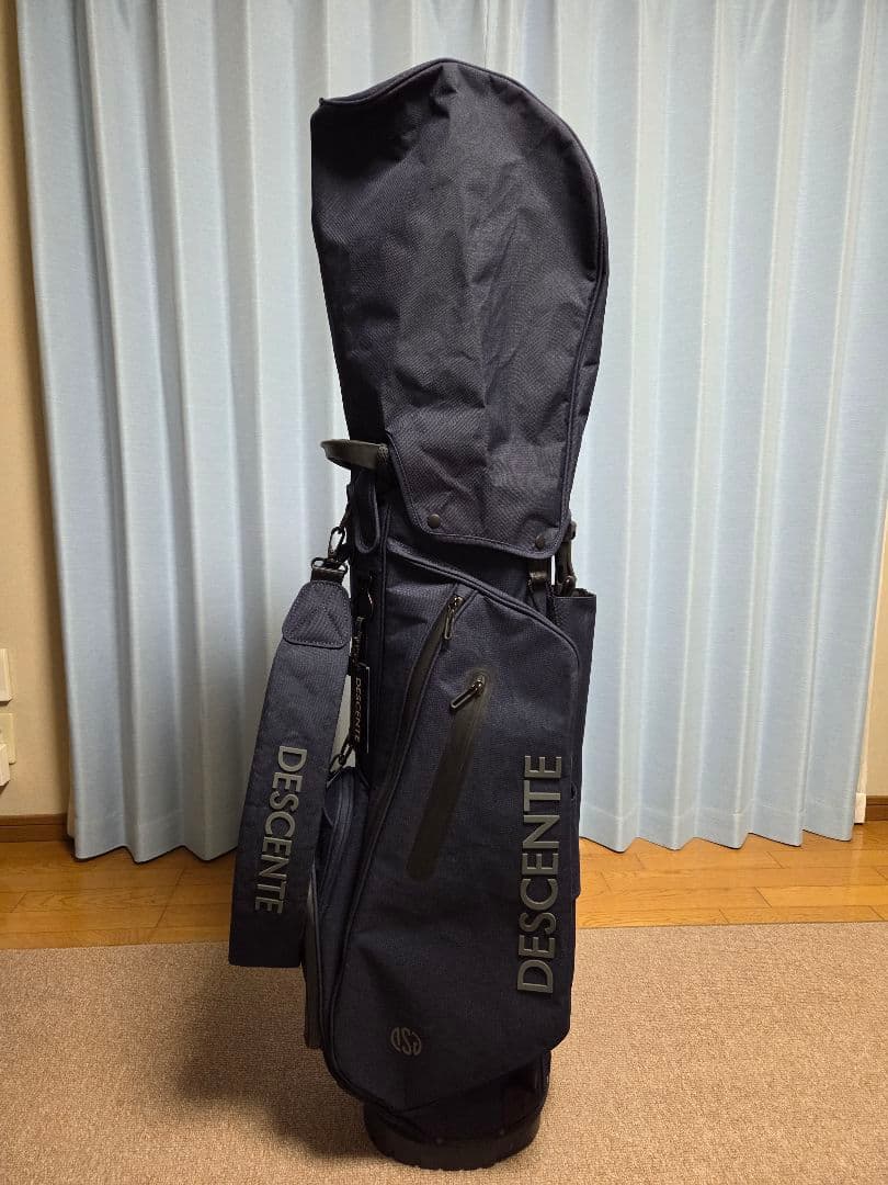 新品未使用 デサント DESCENTEネイビー キャディバッグ DQBXJJ10