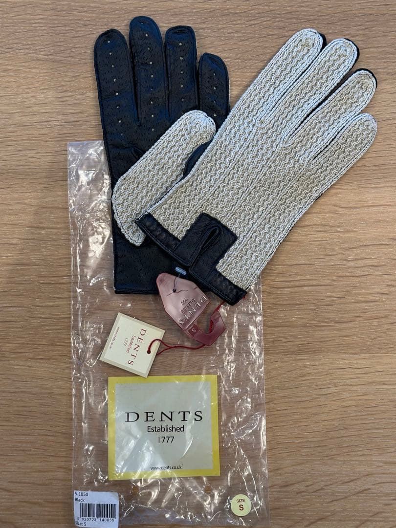 DENTS ドライビンググローブ　手袋 S ブラック　未使用